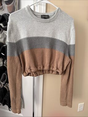 Express Colorblock Cropped Sweater in Light Gray, Gray, Brown